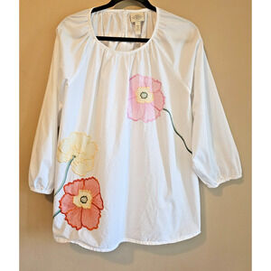 Women’s Size PXXL boho shirt with embroidered flowers, light, St John's